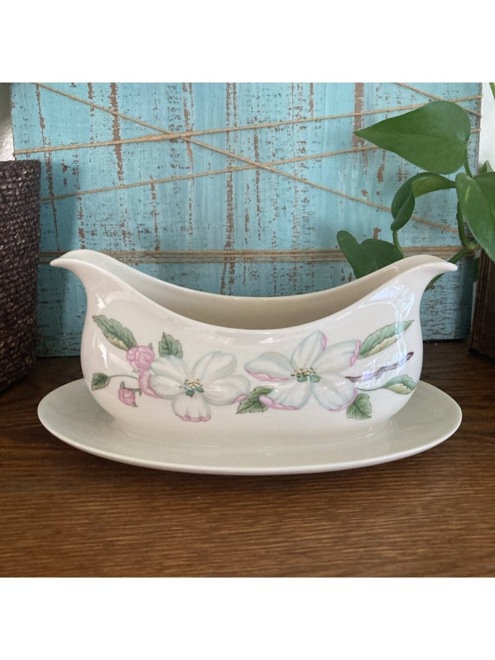 VTG USA Signed Franciscan Chelan Gravy Boat W Plate Floral Pink Dogwood Flowers